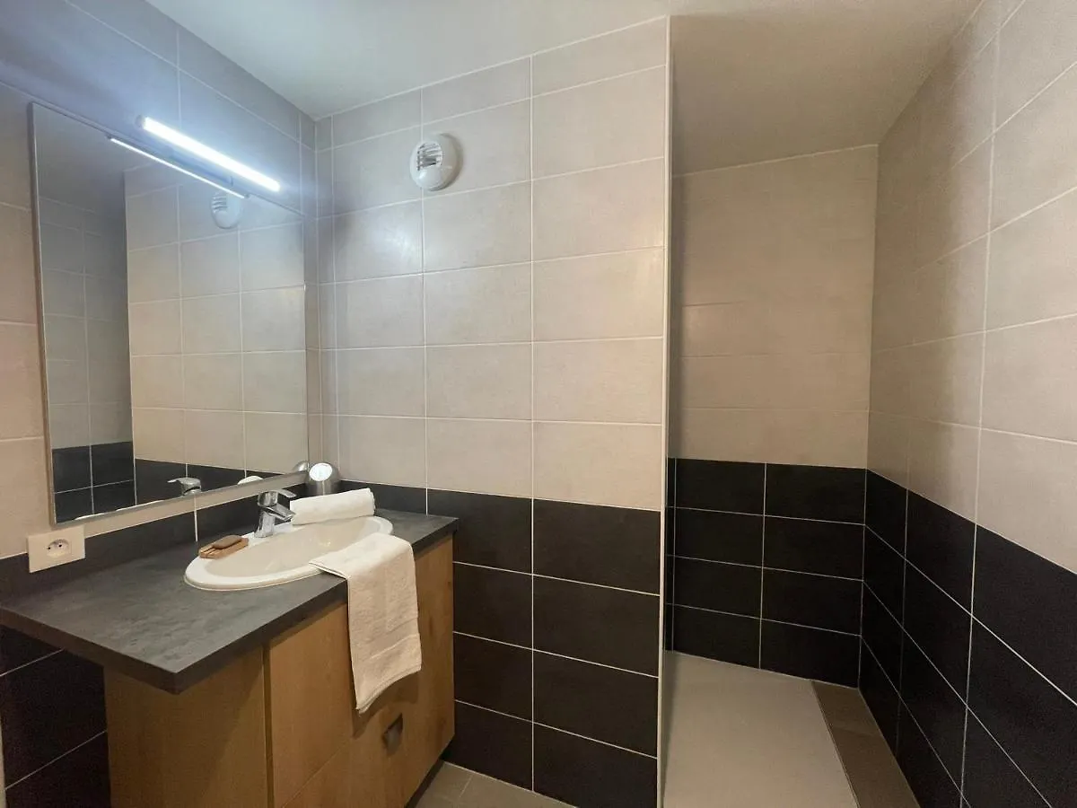 Appartement Familial Avec Terrasse Et Vue Montagne Pres Du Centre - Fr-1-624-133 Samoëns